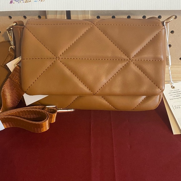 Urban Expressions Tasha Quilted Crossbody in Tan - Picture 1 of 6